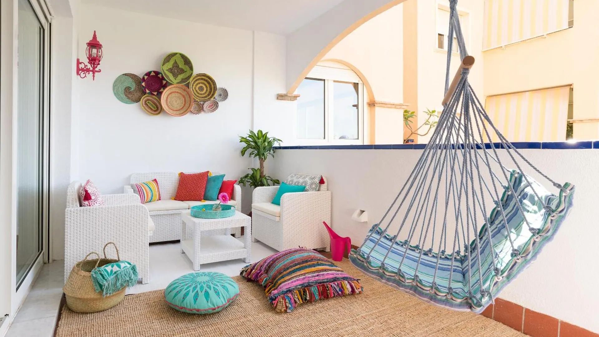 Apartment Boho Chic- Beachfront - Free Bikes - Salt Water Pool Torremolinos Spain