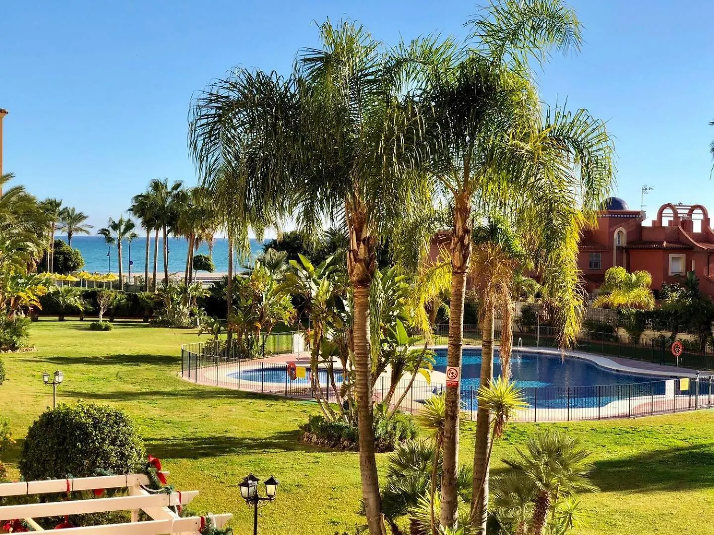 Boho Chic- Beachfront - Free Bikes - Salt Water Pool Torremolinos