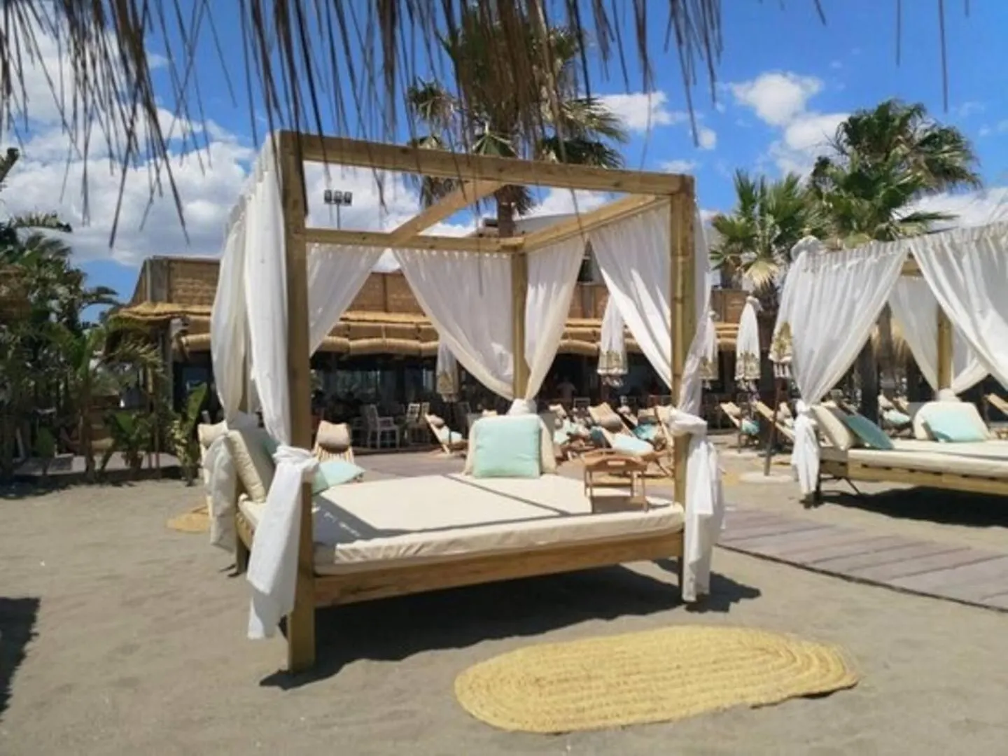 Boho Chic- Beachfront - Free Bikes - Salt Water Pool Torremolinos
